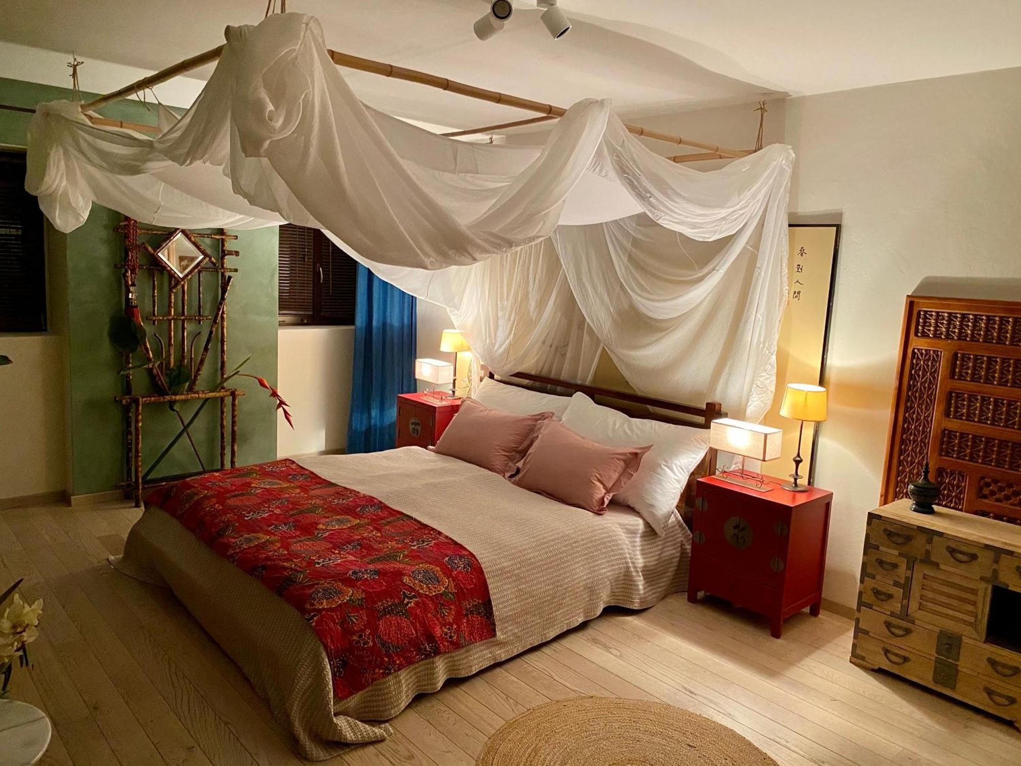 Font Les 3 Coeurs - Chambres Chez Charmants Habitants מראה חיצוני תמונה